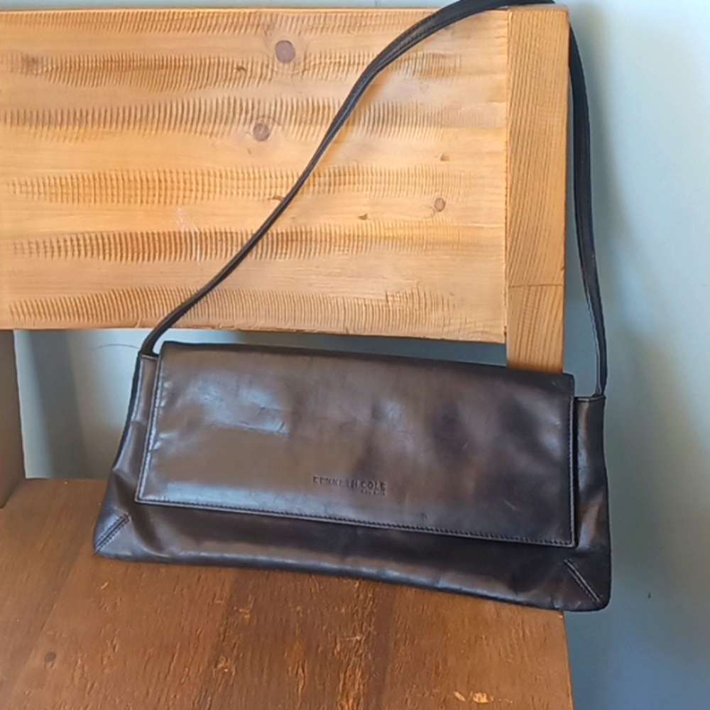 Kenneth Cole Leather purse
